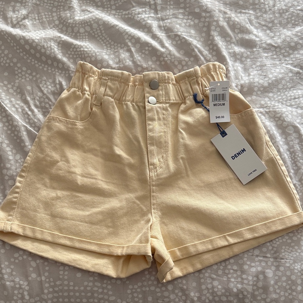 Love Tree High-Waist Paperbag Shorts in Pale Yellow